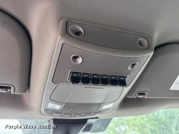 image for item ET6098 2020 Ford F250 Super Duty Crew Cab pickup truck