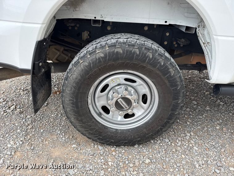 image for item ET6098 2020 Ford F250 Super Duty Crew Cab pickup truck