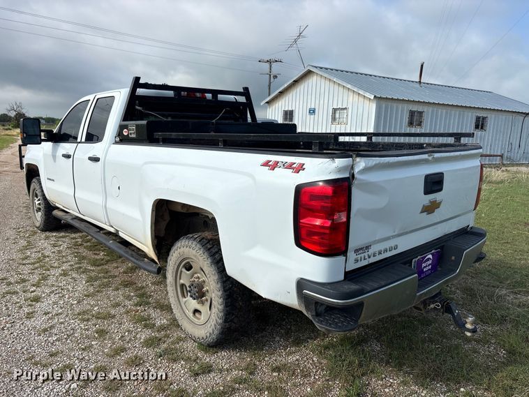 image for item EU0496 2019 Chevrolet Silverado 2500HD Ext. Cab pickup truck