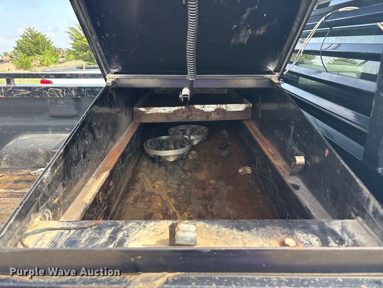 image for item EU0496 2019 Chevrolet Silverado 2500HD Ext. Cab pickup truck