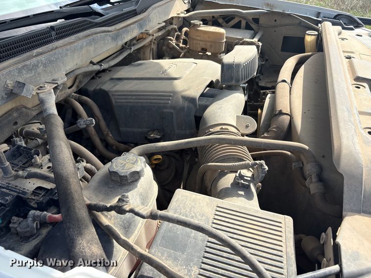 image for item EU0496 2019 Chevrolet Silverado 2500HD Ext. Cab pickup truck