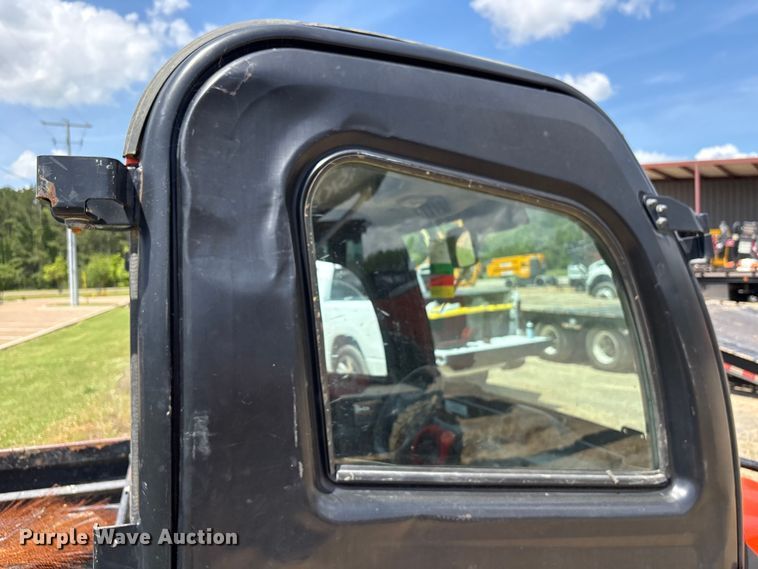 image for item EU0540 2022 Kubota RTV-X1100CW utility vehicle