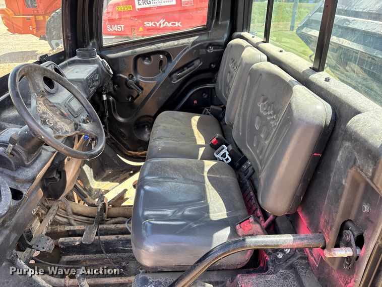 image for item EU0540 2022 Kubota RTV-X1100CW utility vehicle