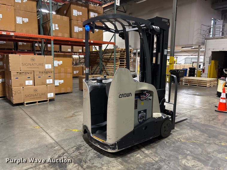 image for item EU0543 2018 Crown RC5545-40 order picker