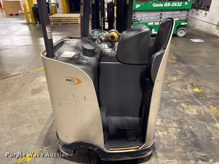 image for item EU0543 2018 Crown RC5545-40 order picker