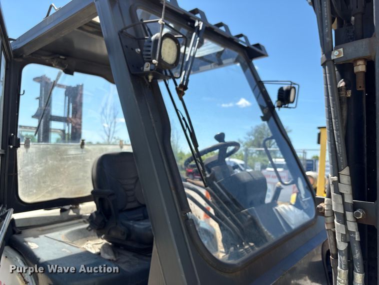 image for item EU0544 2015 Nissan PF90HD forklift
