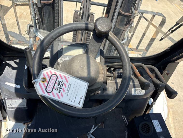 image for item EU0544 2015 Nissan PF90HD forklift