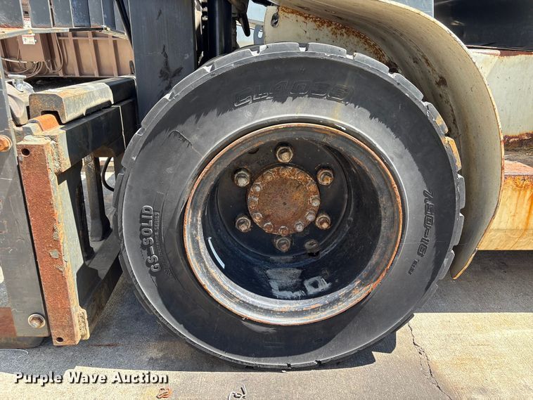 image for item EU0544 2015 Nissan PF90HD forklift