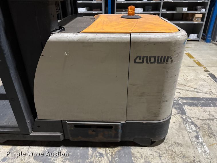 image for item EU0546 2018 Crown SP4050-30 order picker