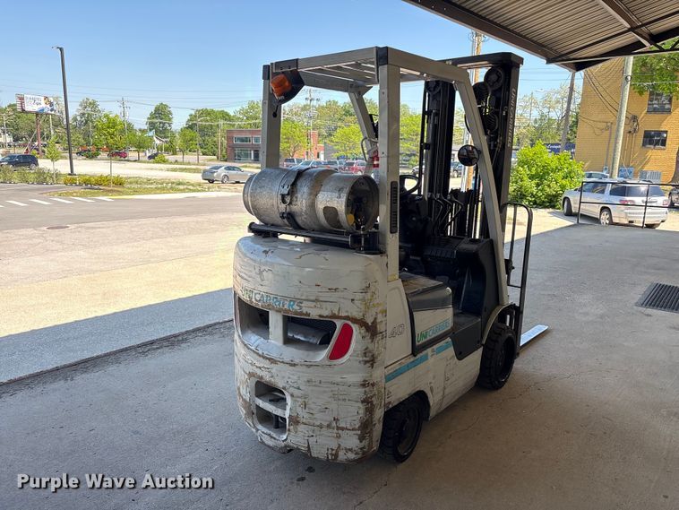 image for item EU0557 2016 UniCarriers CFS40 forklift