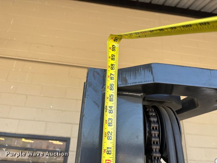 image for item EU0557 2016 UniCarriers CFS40 forklift