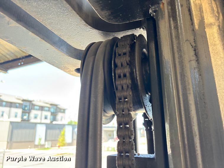 image for item EU0557 2016 UniCarriers CFS40 forklift