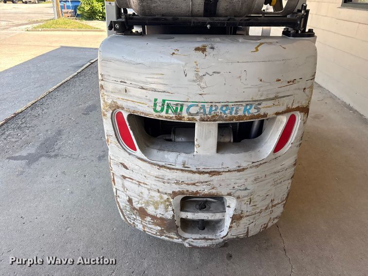 image for item EU0557 2016 UniCarriers CFS40 forklift