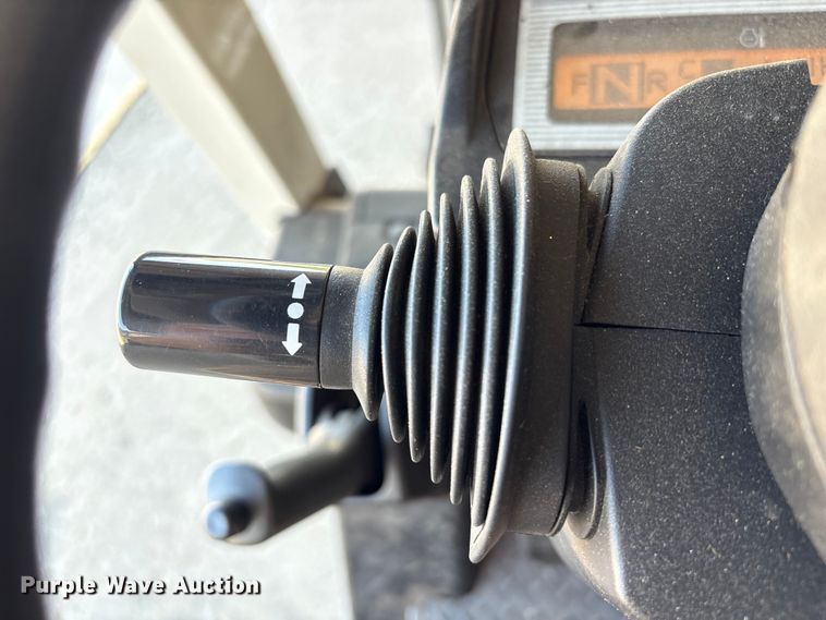 image for item EU0557 2016 UniCarriers CFS40 forklift