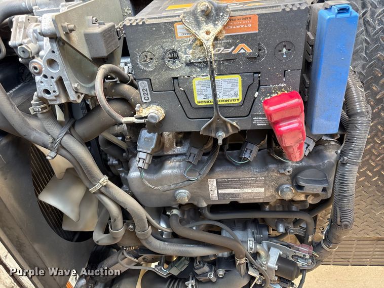 image for item EU0557 2016 UniCarriers CFS40 forklift