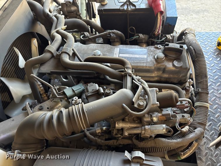 image for item EU0557 2016 UniCarriers CFS40 forklift