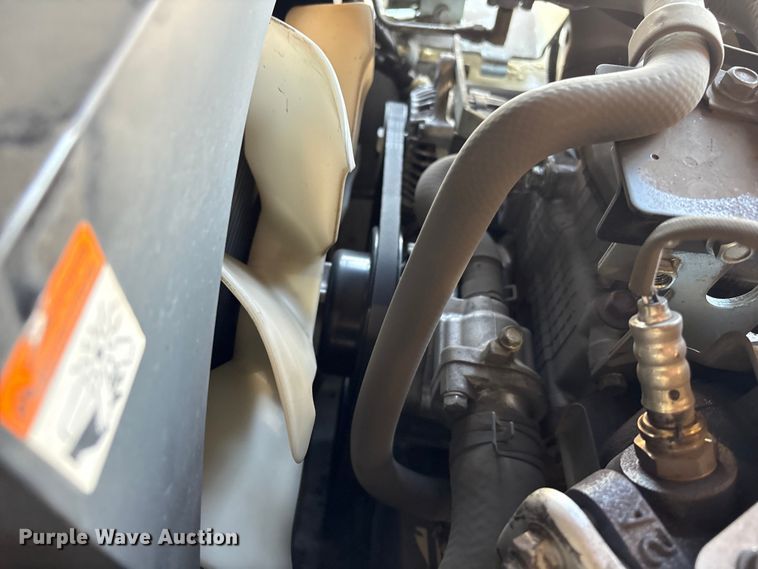 image for item EU0557 2016 UniCarriers CFS40 forklift