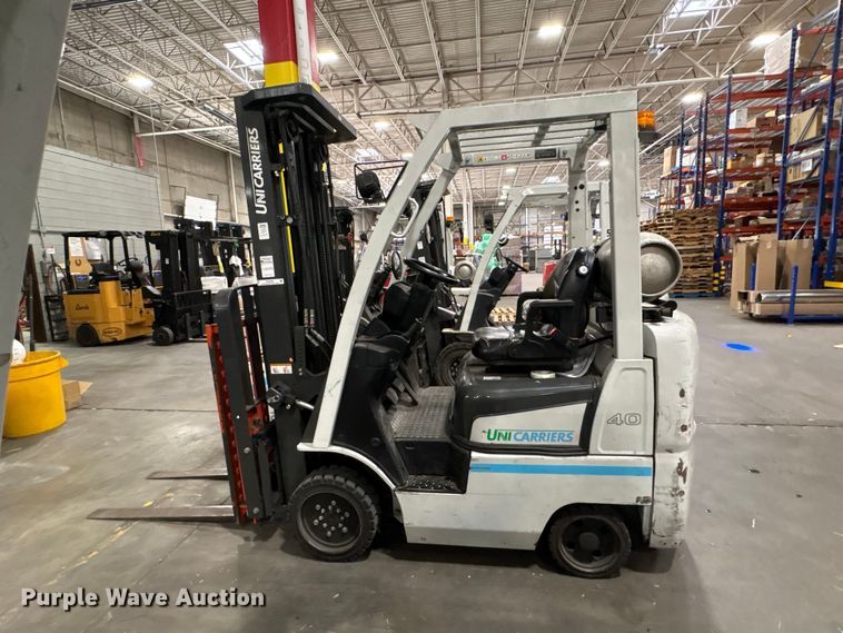 image for item EU0558 2018 UniCarriers CFS40 forklift