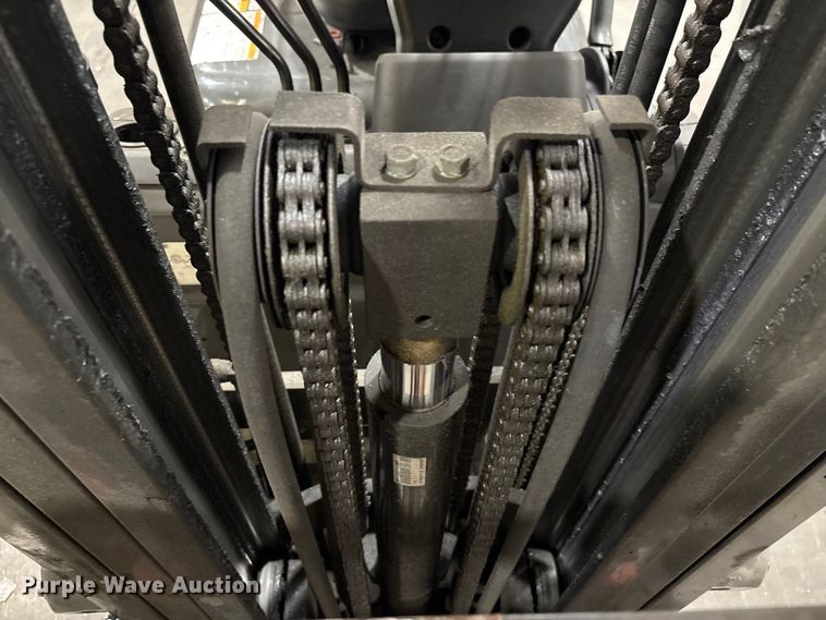 image for item EU0558 2018 UniCarriers CFS40 forklift