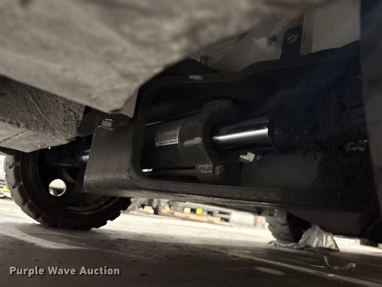 image for item EU0558 2018 UniCarriers CFS40 forklift