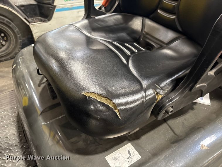 image for item EU0558 2018 UniCarriers CFS40 forklift