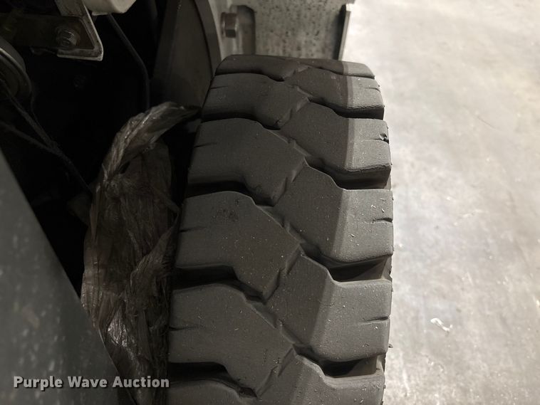 image for item EU0558 2018 UniCarriers CFS40 forklift