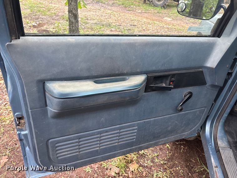 image for item EU5513 1988 Chevrolet GMT-400 pickup truck