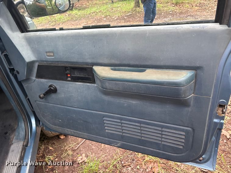 image for item EU5513 1988 Chevrolet GMT-400 pickup truck