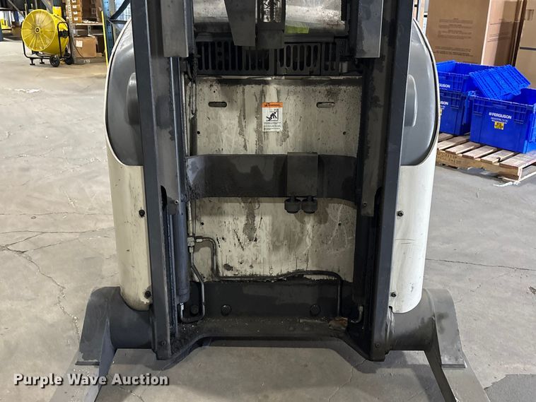 image for item EU7487 2017 Crown RR5725-35 reach truck
