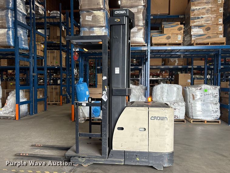 image for item EU8635 2016 Crown SP3520-30 order picker