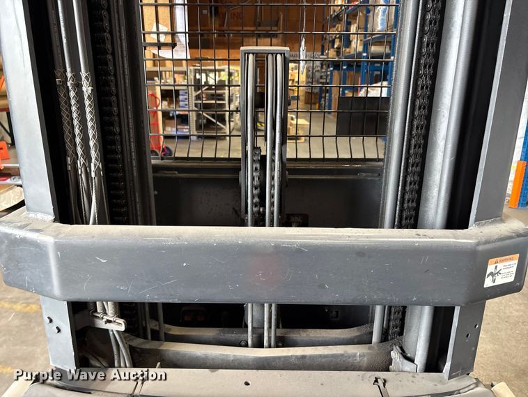 image for item EU8635 2016 Crown SP3520-30 order picker