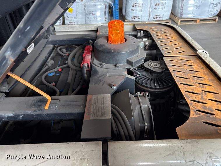 image for item EU8635 2016 Crown SP3520-30 order picker