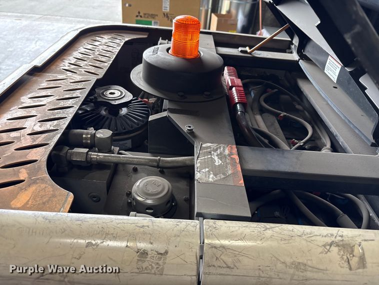 image for item EU8635 2016 Crown SP3520-30 order picker