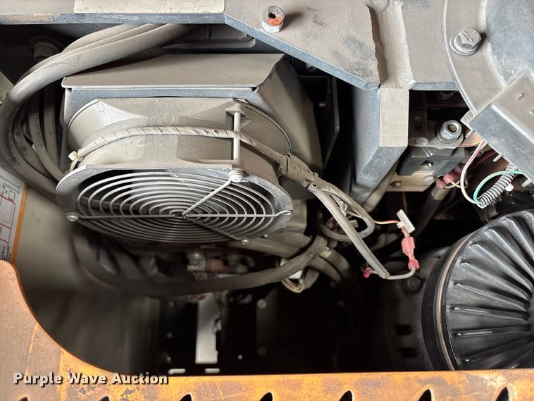 image for item EU8635 2016 Crown SP3520-30 order picker