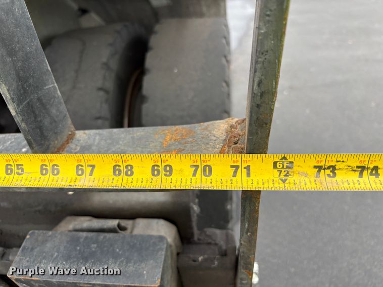 image for item EU8640 2013 Nissan PF90YLP forklift