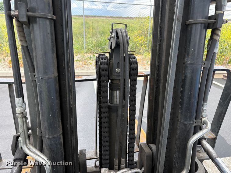 image for item EU8640 2013 Nissan PF90YLP forklift
