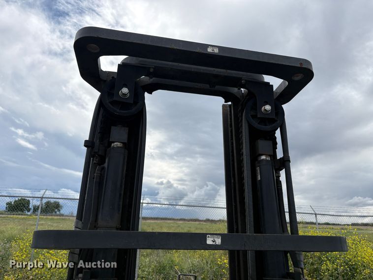 image for item EU8640 2013 Nissan PF90YLP forklift