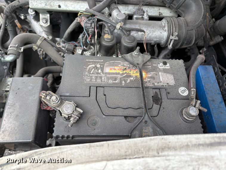 image for item EU8640 2013 Nissan PF90YLP forklift