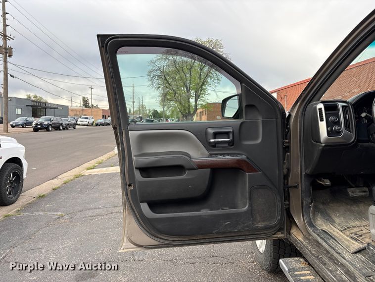 image for item EU8642 2014 GMC Sierra 1500 Crew Cab pickup truck