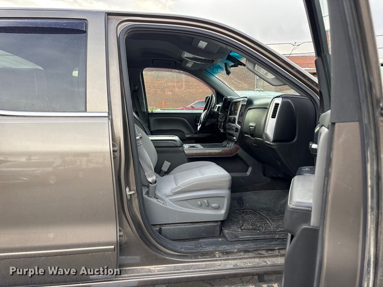 image for item EU8642 2014 GMC Sierra 1500 Crew Cab pickup truck