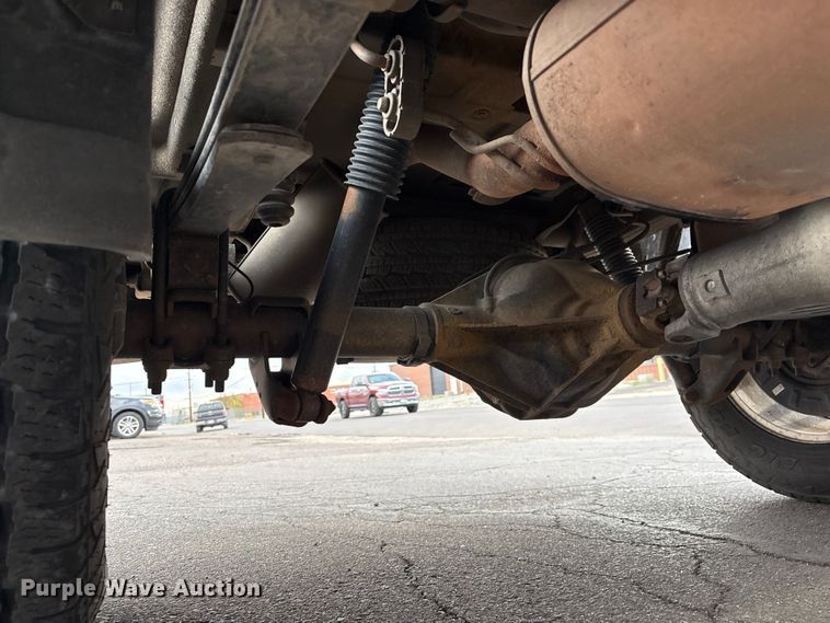 image for item EU8642 2014 GMC Sierra 1500 Crew Cab pickup truck