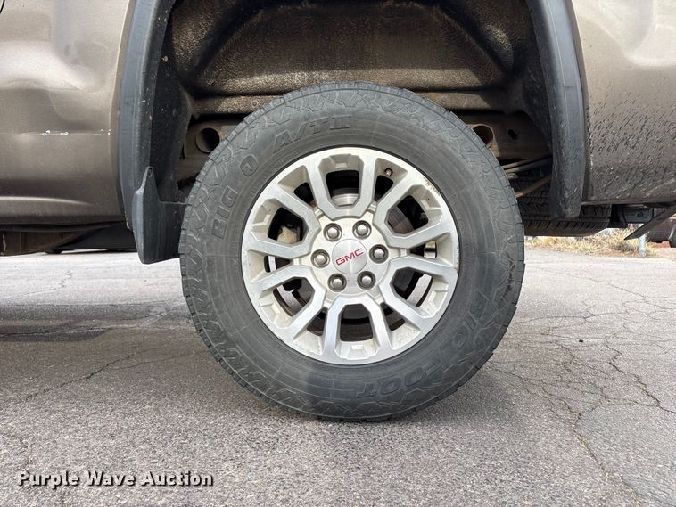 image for item EU8642 2014 GMC Sierra 1500 Crew Cab pickup truck