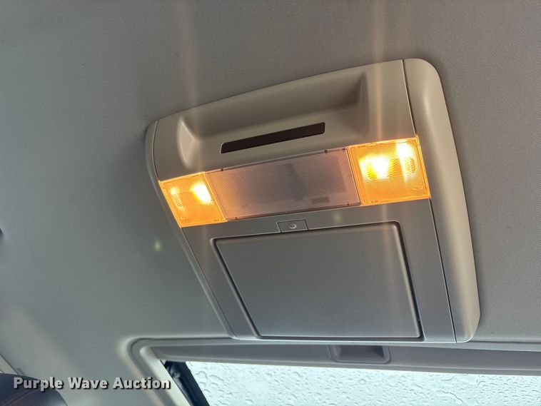 image for item EU8644 2012 GMC Sierra 2500HD Crew Cab flatbed pickup truck