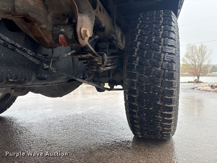 image for item EU8644 2012 GMC Sierra 2500HD Crew Cab flatbed pickup truck