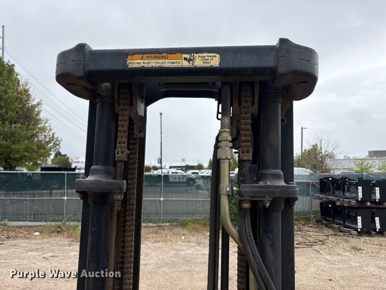image for item EU8650 2001 Hyster H55XM forklift