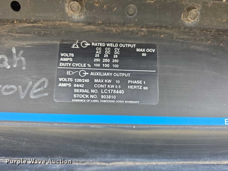 image for item EV2066 Bobcat 250MT welder