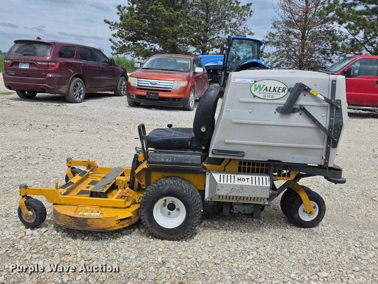 image for item EV2067 Walker MTGHS ZTR lawn mower