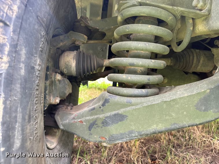 image for item EV2898 1988 AM General HMMWV SUV