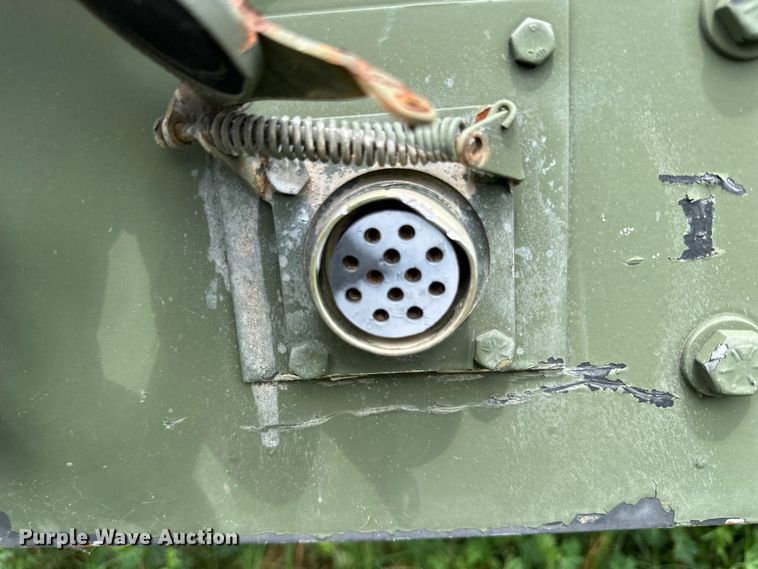 image for item EV2898 1988 AM General HMMWV SUV