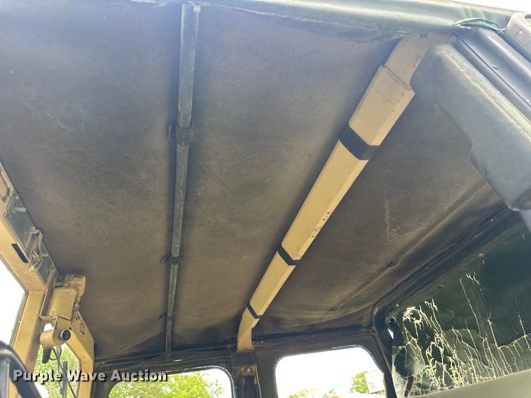 image for item EV2898 1988 AM General HMMWV SUV